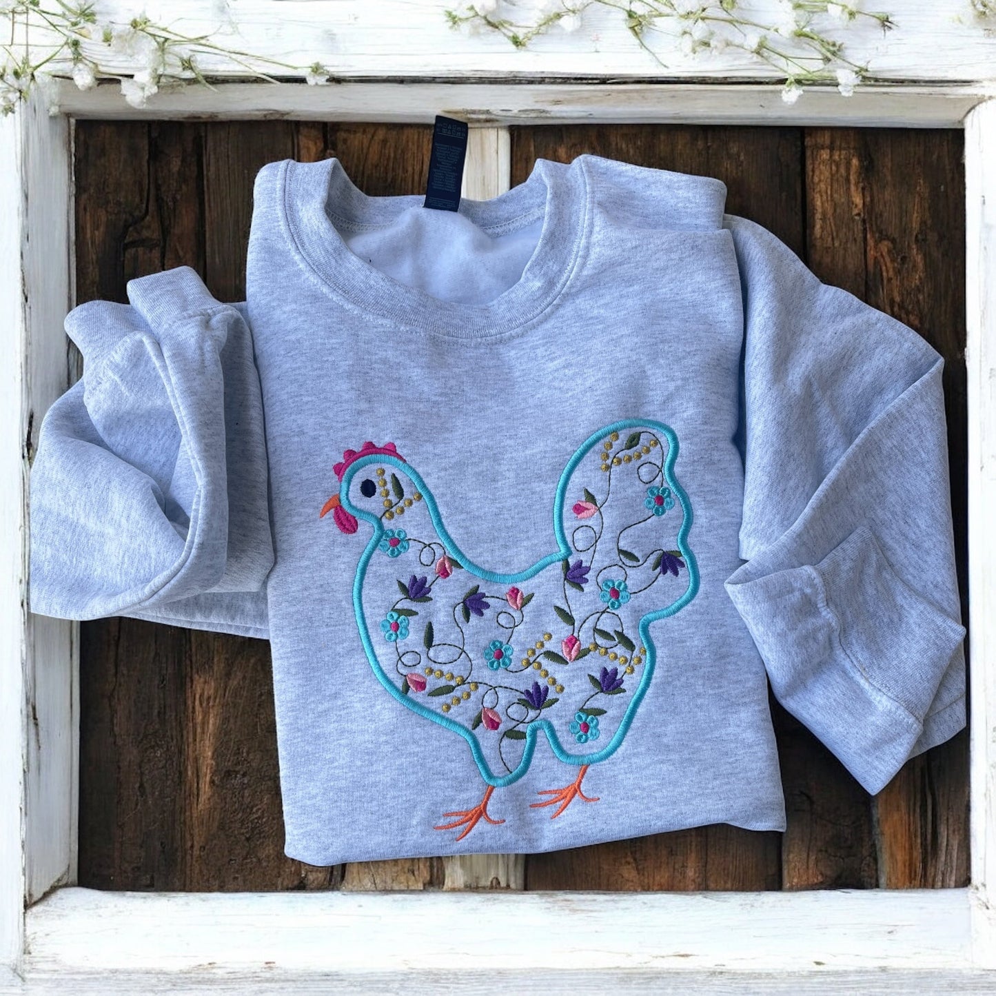 Floral chicken embroidered sweatshirt